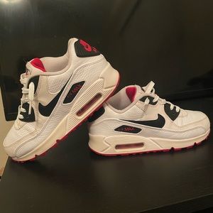 Nike Air Max 90 LTR Rare Leather White Black University Red  Size 6 652980-100